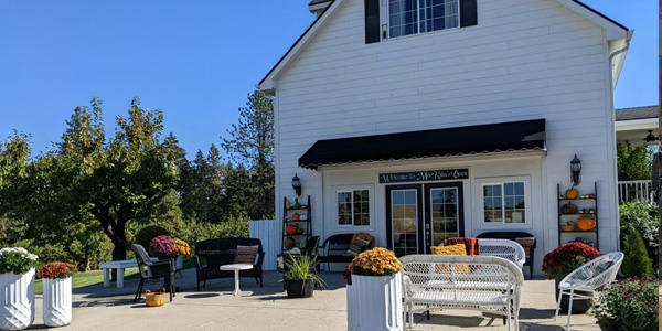 Mead Web Design and Marketing: Mrs. Kalin's Barn, a picturesque reminder of Mead’s rich agricultural history.